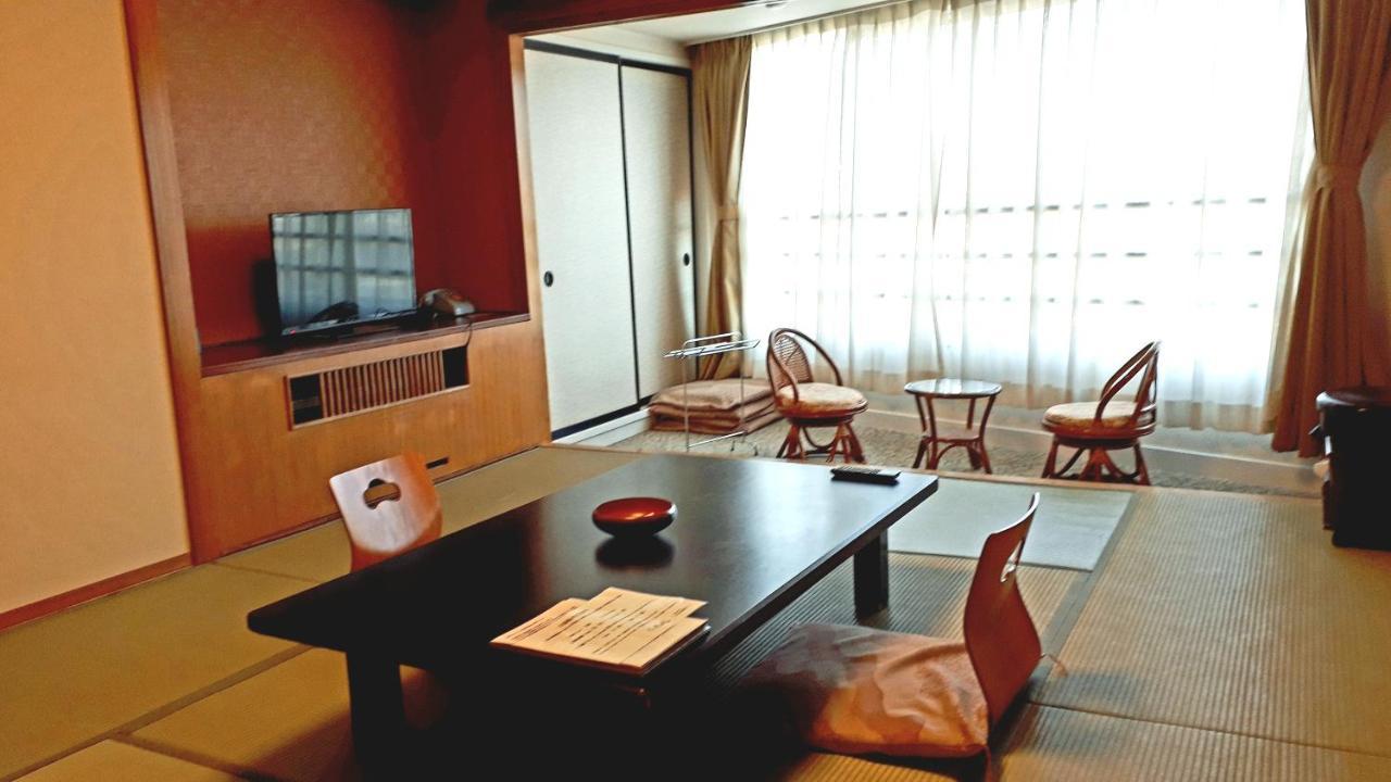 Lakeland Hotel Mizunosato Fujikawaguchiko Bagian luar foto