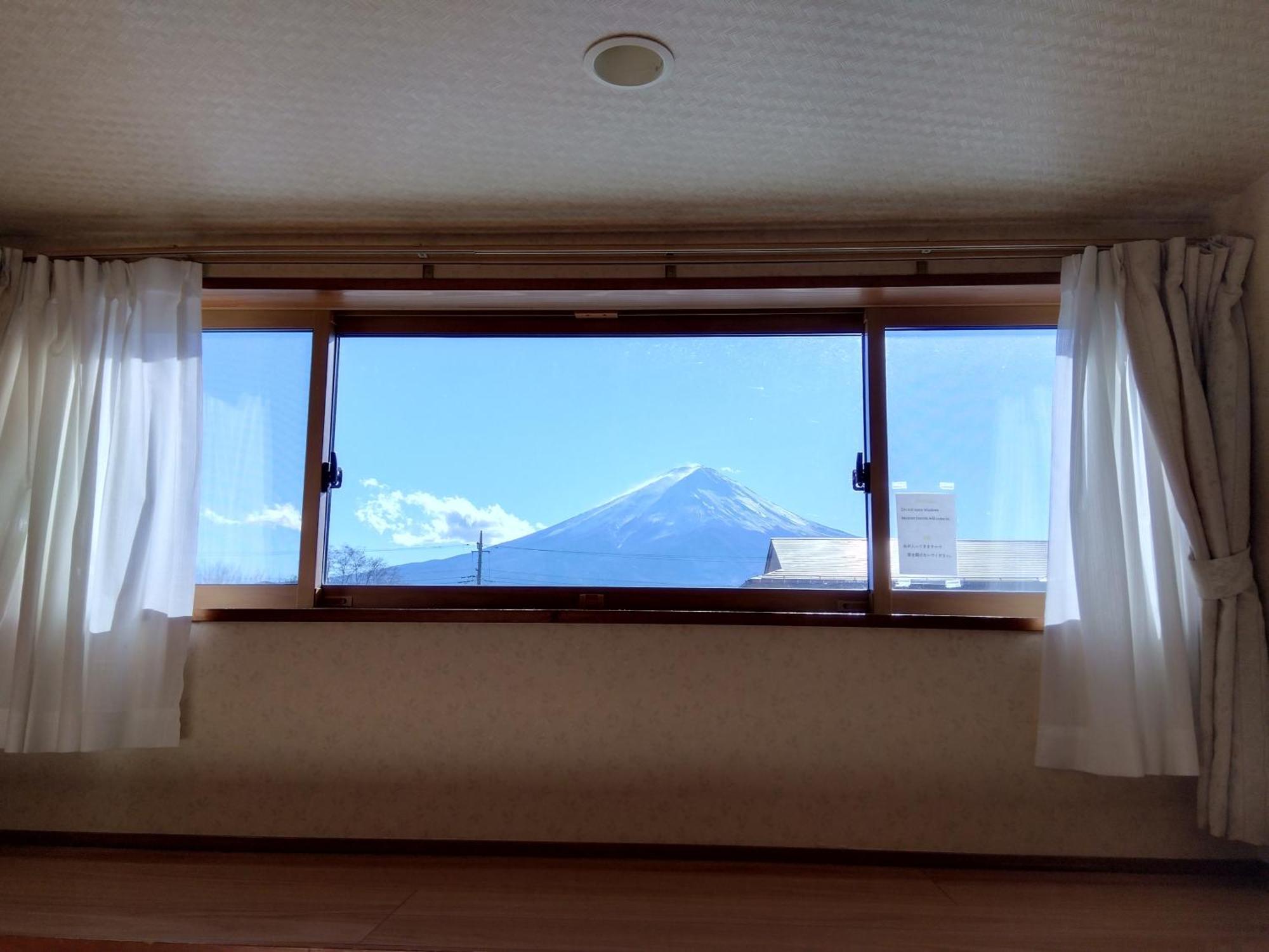 Lakeland Hotel Mizunosato Fujikawaguchiko Bagian luar foto